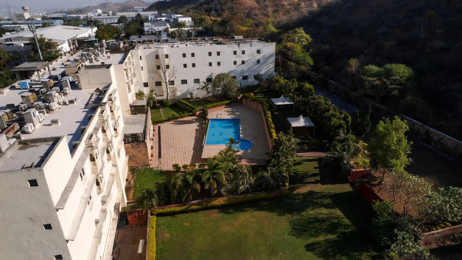 Hotel The Sky Imperial, Udajpur 4*,  Indie