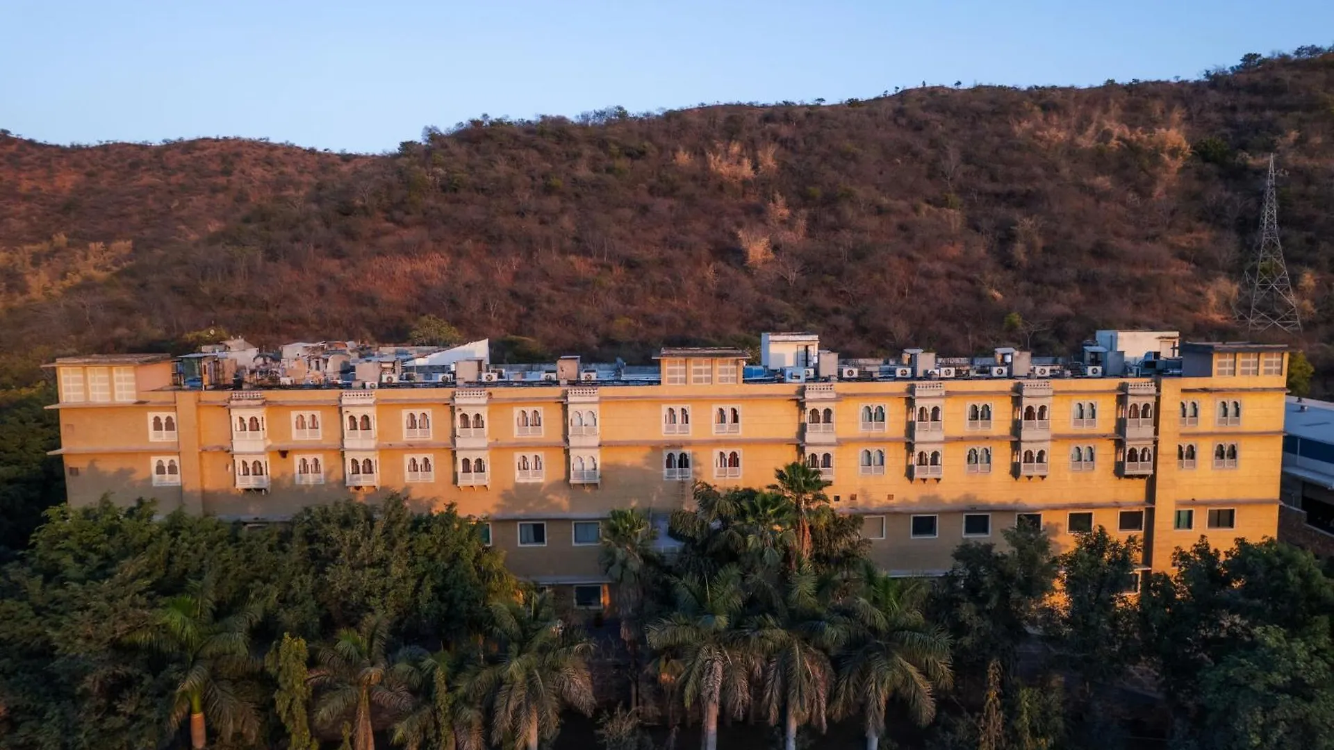 Hotel The Sky Imperial, Udajpur Indie