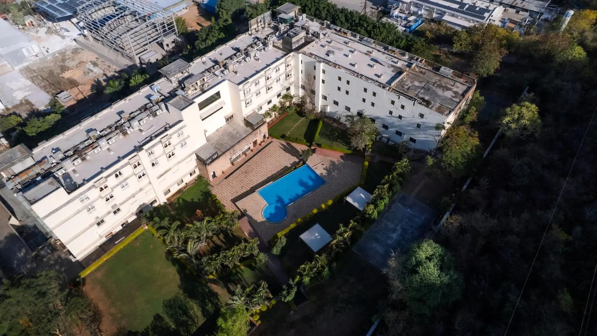 ****  Hotel The Sky Imperial, Udajpur Indie